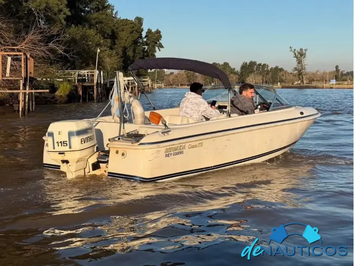 Lancha Bermuda Classic