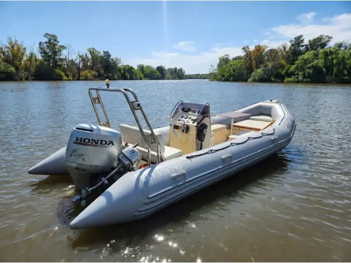 Semirrigido Callegari Conumar Olympus 640 con HONDA 4 Tiempos 130 Hp