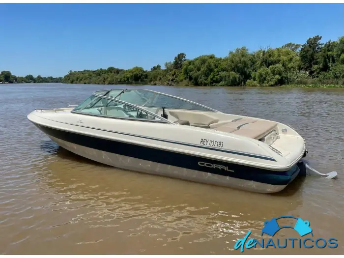 Lancha Coral 185 Bow rider Volvo Penta 3.0 150 hp