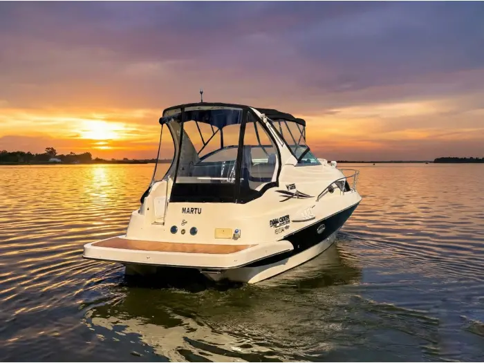 Crucero NavalCenter 320 con Mercruiser