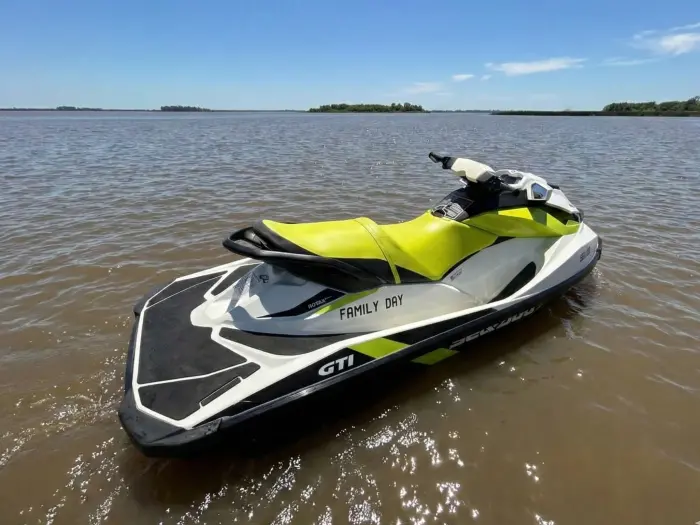Moto de agua Sea Doo GTI 90