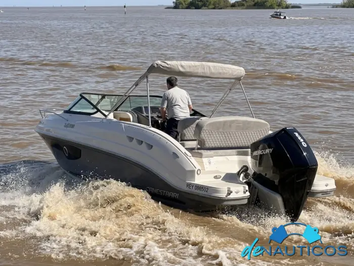 Canestrari 245 Express Cruiser con Mercury Verado 250 Hp 4 Tiempos