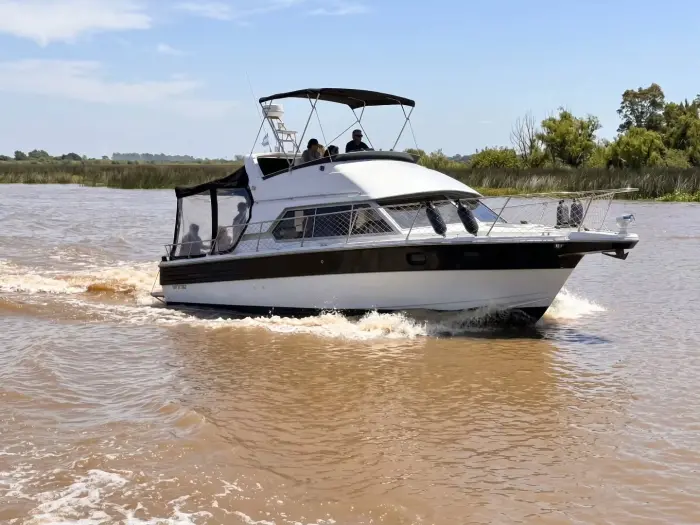 Venta de Crucero SANTANA 35 con dos motores DIESEL Volvo 200 hp